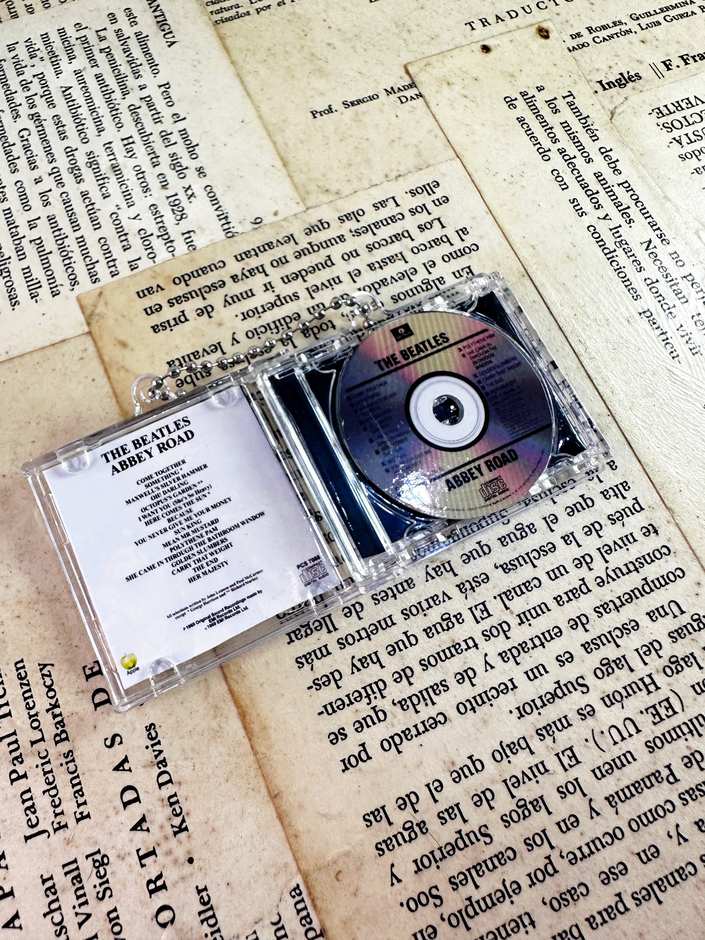 Los beatles abbey Road Llavero Mini CD con NFC link personalizado| Regalo Musical Original