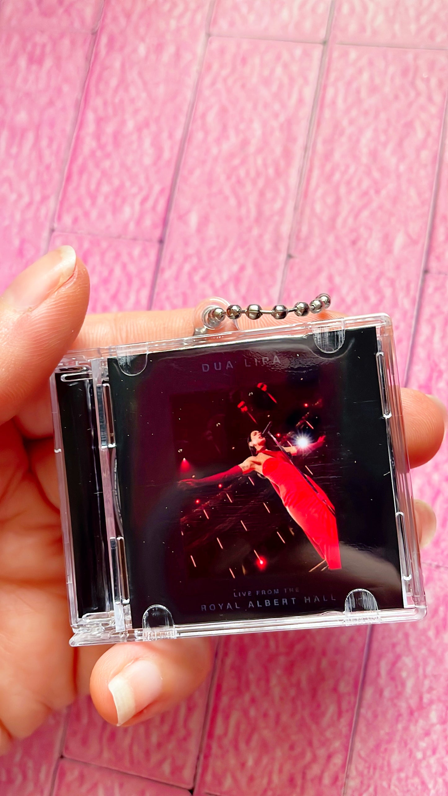 Dua Lipa Night at the Royal Albert Hall- Llavero Mini CD  con NFC link personalizado| Regalo Musical Original