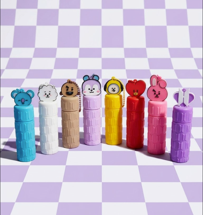 Llavero Porta Labial y Pastillero BT21 BTS