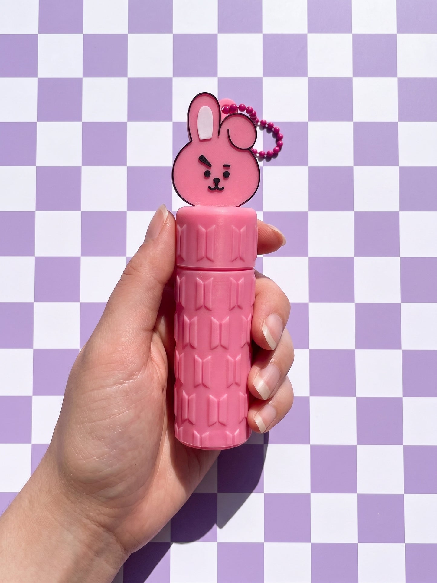 Llavero Porta Labial y Pastillero BT21 BTS